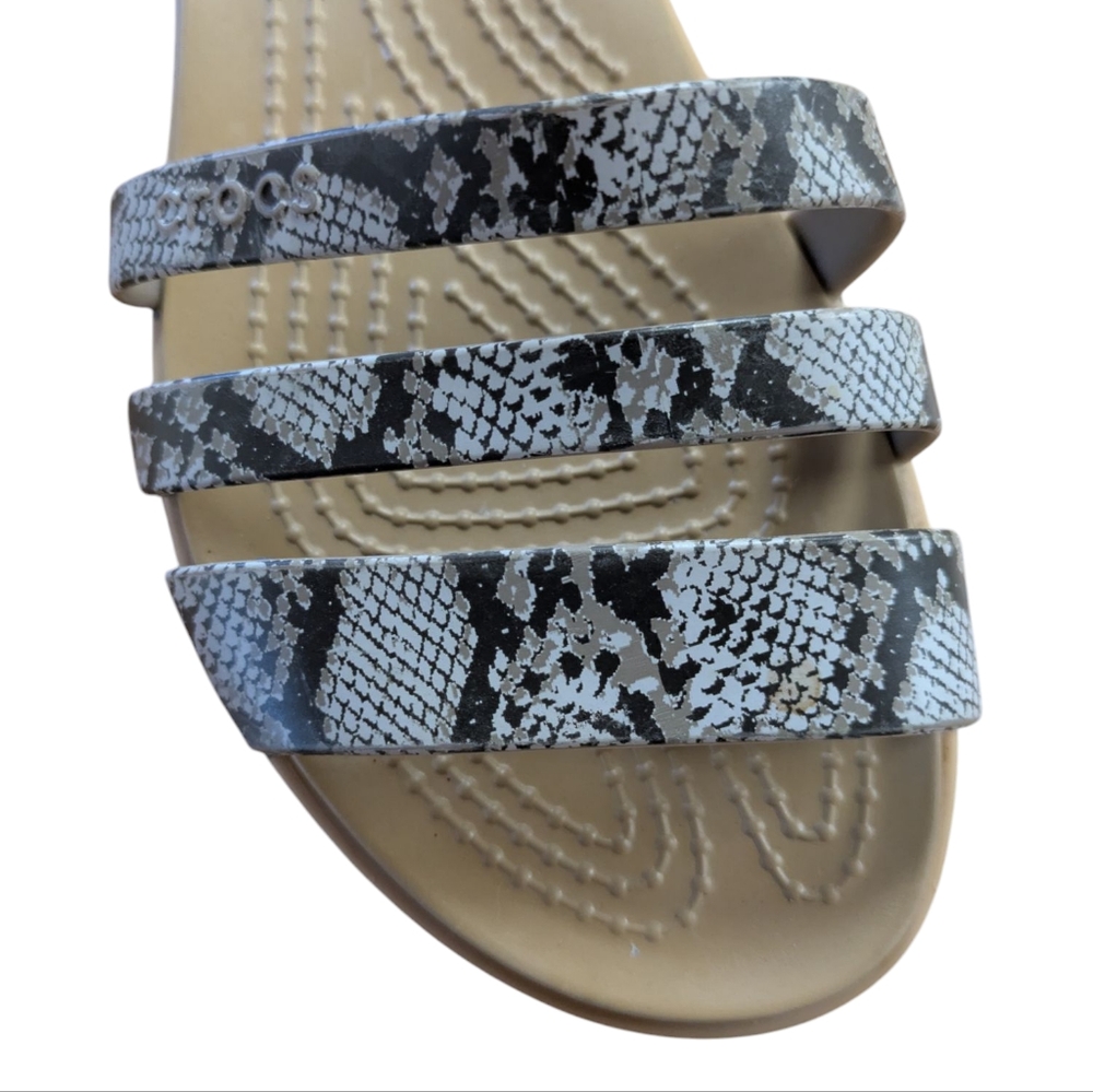Crocs Tulum Open Flat Snake Print Sandal Size 5 - Picture 6 of 9